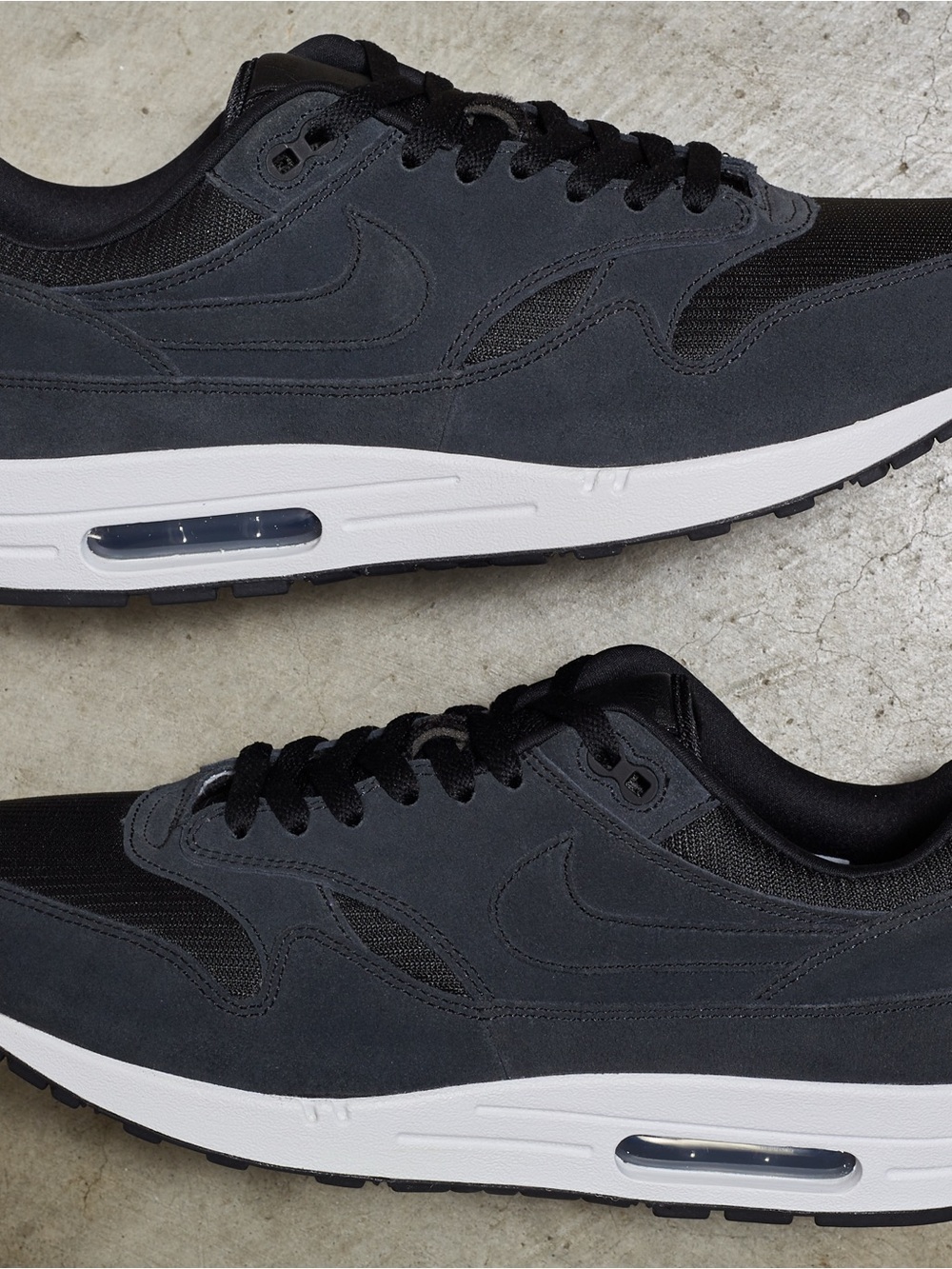 Nike Air Max 1 By You ‘Black/White’
